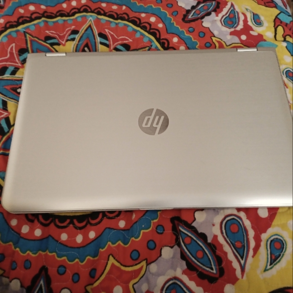 HP reversible laptop/ touch screen